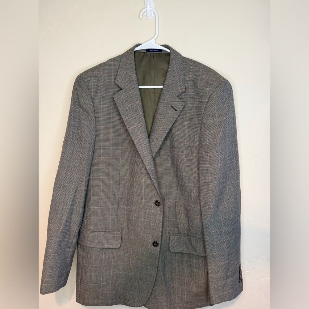 Classic Gray Checkered Men's Blazer